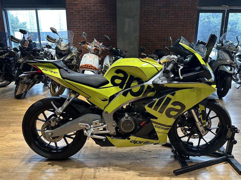 二手宗申阿普利亚GPR250R