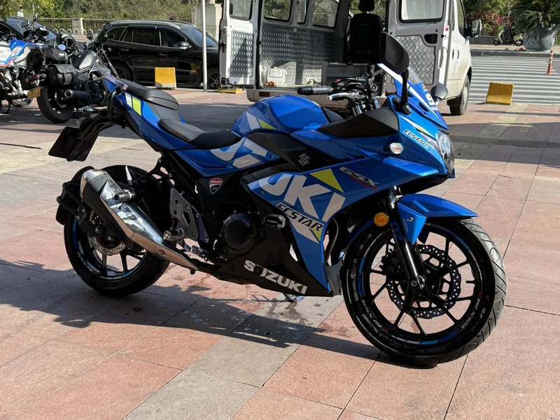 二手豪爵铃木GSX250R