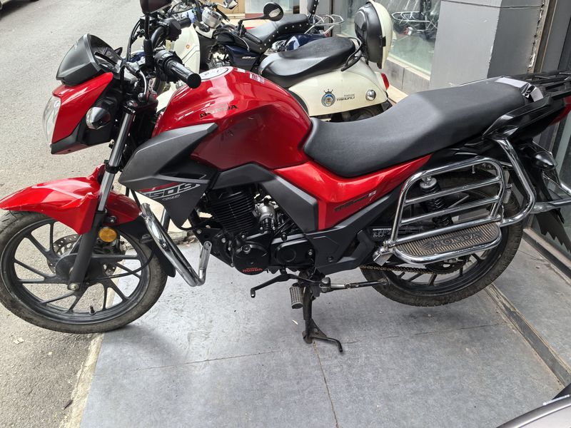 二手五羊本田帅影150