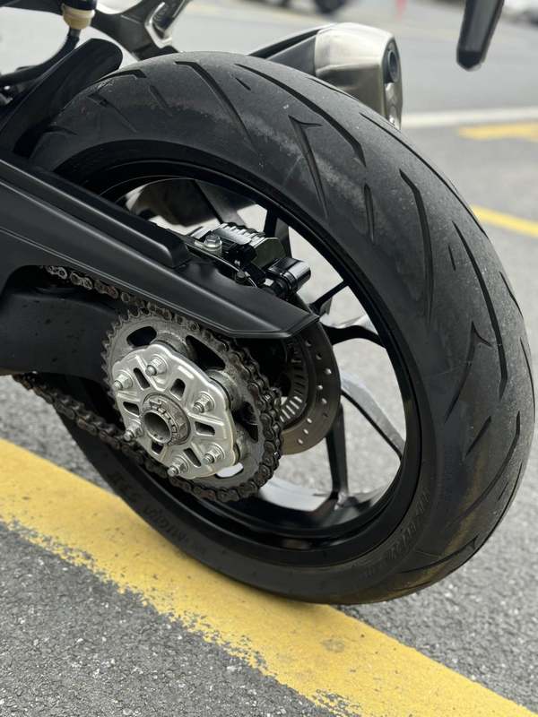 二手贝纳利龙卷风 Tornado 402R