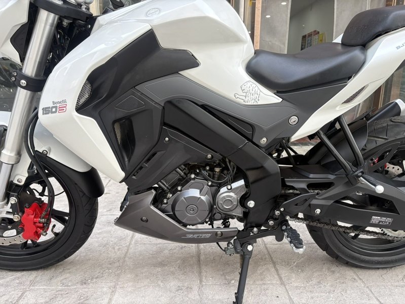 二手贝纳利小迅龙 BN150S