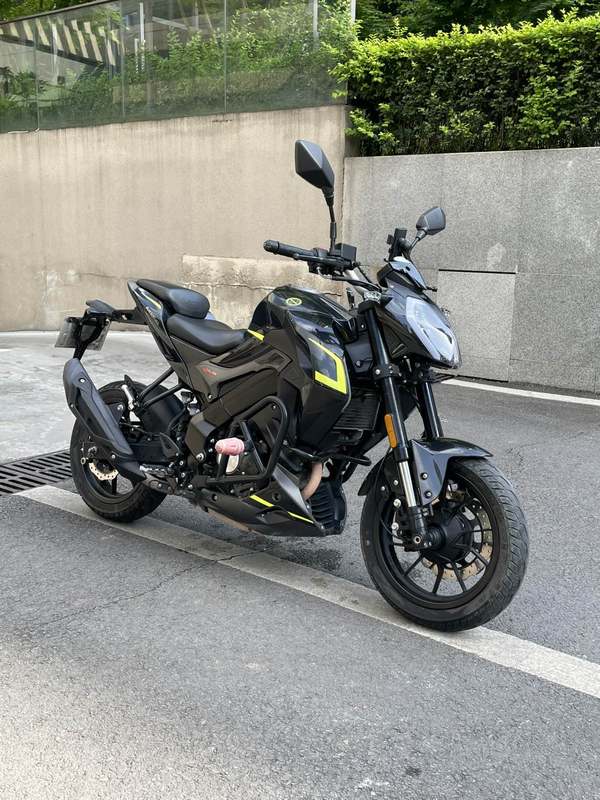 二手贝纳利小迅龙 BN150S