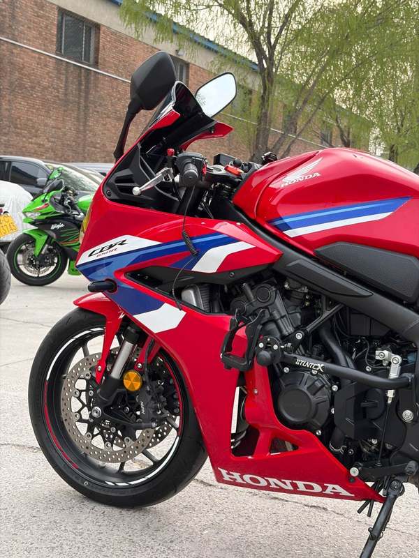 二手本田CBR650R