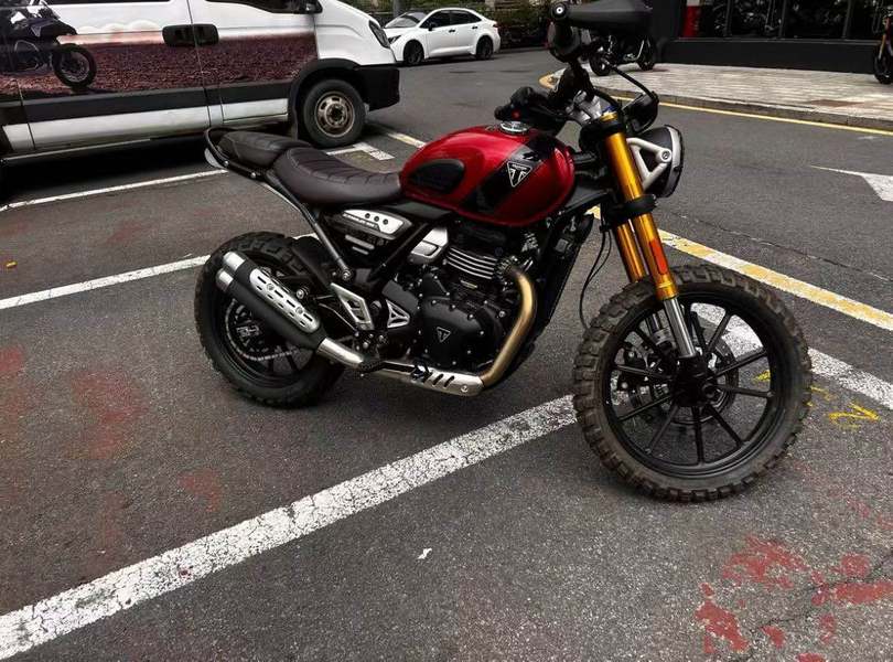 二手凯旋Scrambler 400 X