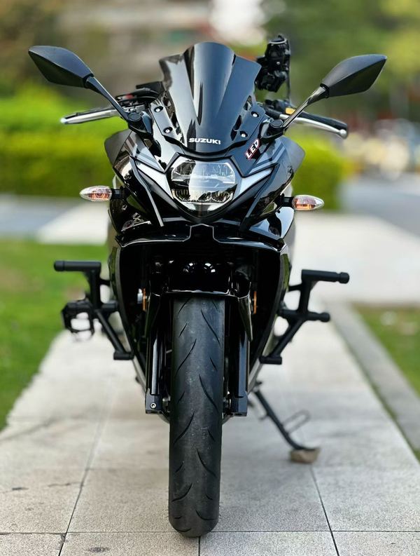 二手豪爵铃木GSX250R