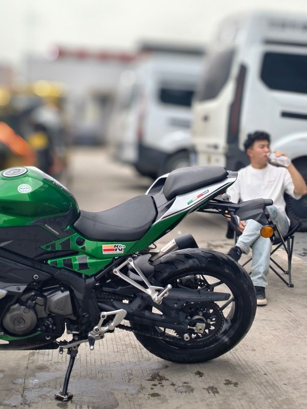 二手贝纳利龙卷风 Tornado 252R