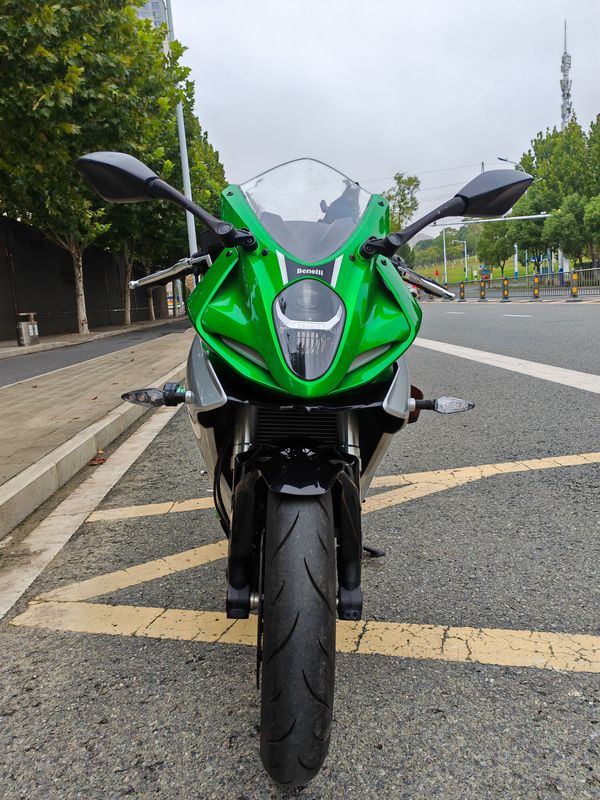 二手贝纳利龙卷风 Tornado 252R