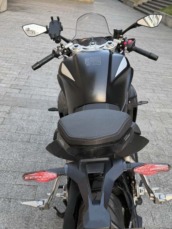 二手贝纳利龙卷风 Tornado 552R