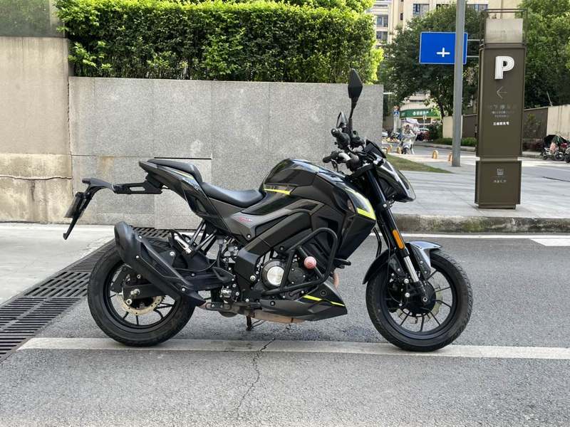 二手贝纳利小迅龙 BN150S