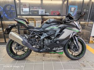 二手川崎ZX-4R