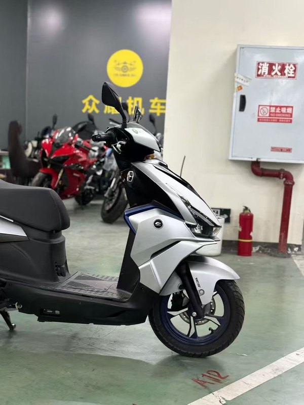二手QJMOTOR鸿125