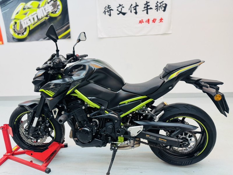 二手川崎Z900