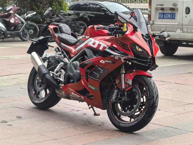 二手QJMOTOR赛800