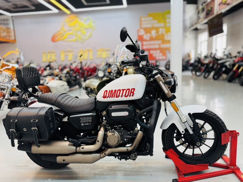 二手QJMOTOR闪300
