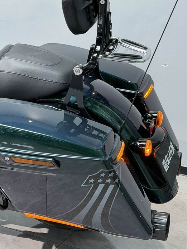 二手哈雷戴维森公路滑翔 Road Glide