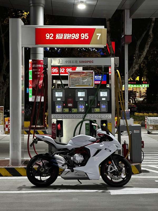 二手奥古斯塔F3 800