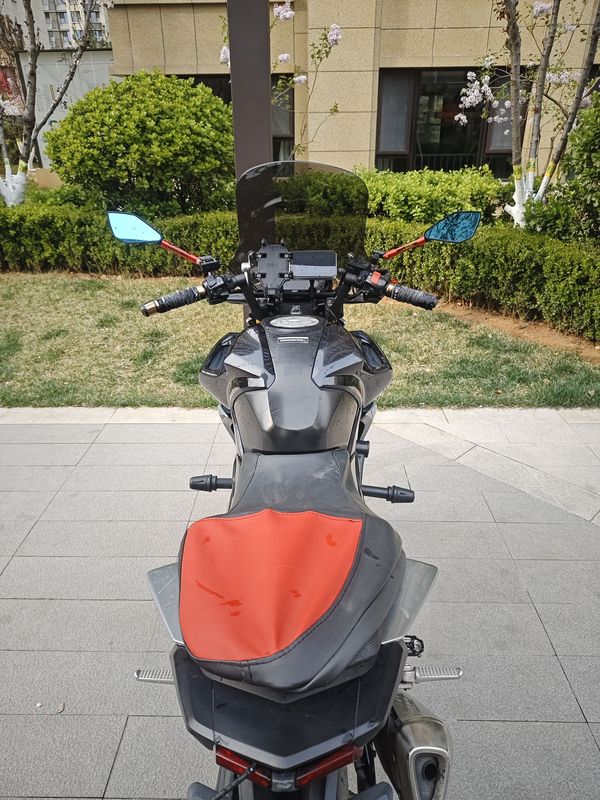 二手五羊本田CB190R 暴锋眼