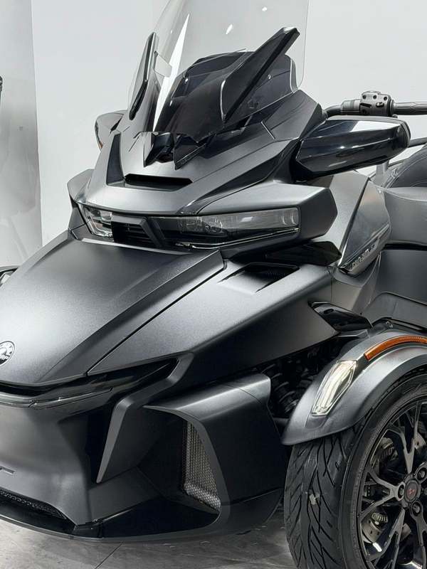 二手庞巴迪Spyder RT