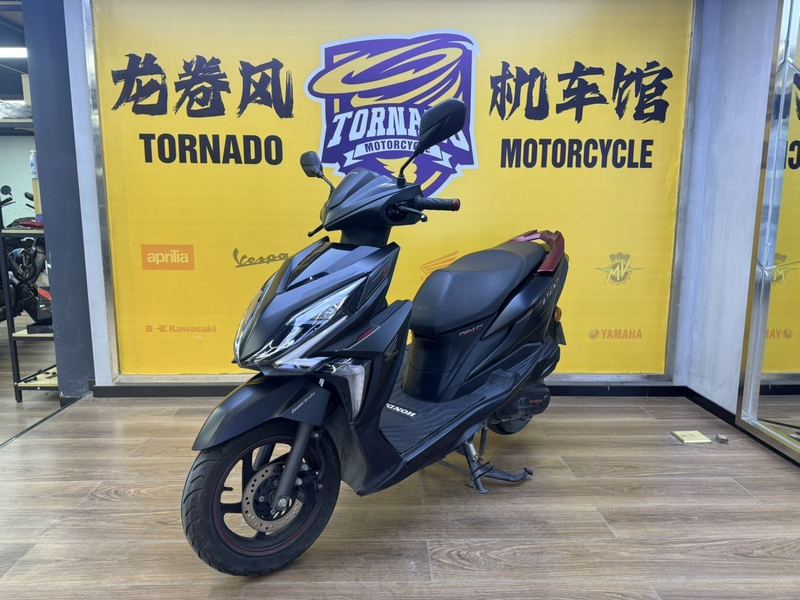 二手新大洲本田裂行 RX125Fi