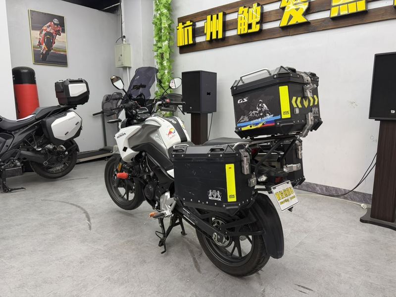 二手五羊本田猛鸷 CB190X