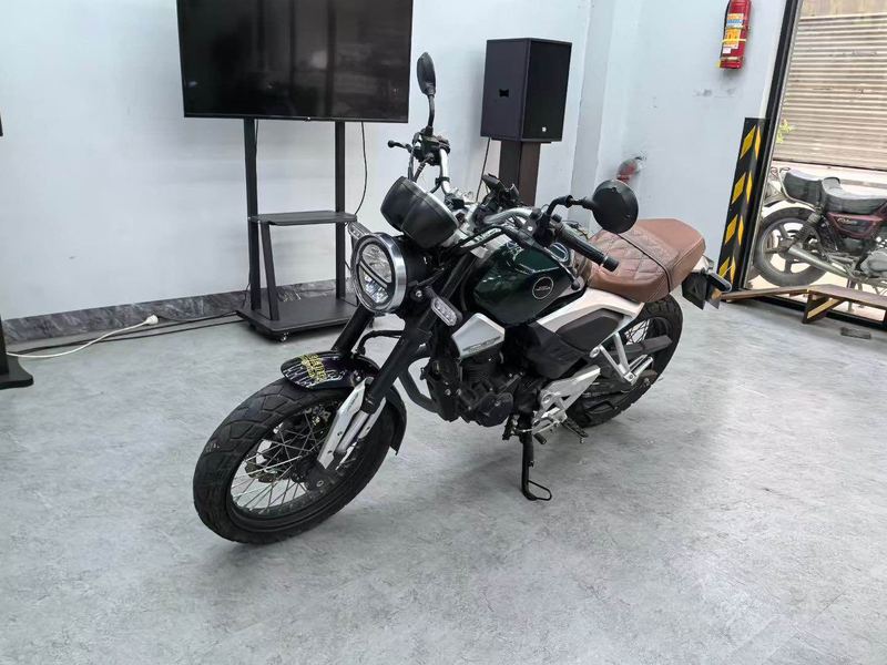 二手五羊本田鸷道 CB190SS