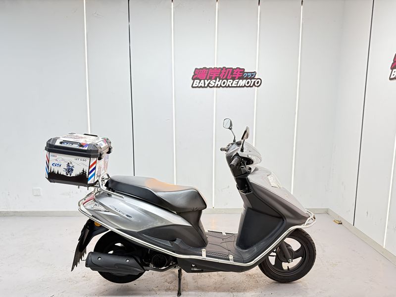 二手五羊本田SCR 喜鲨125