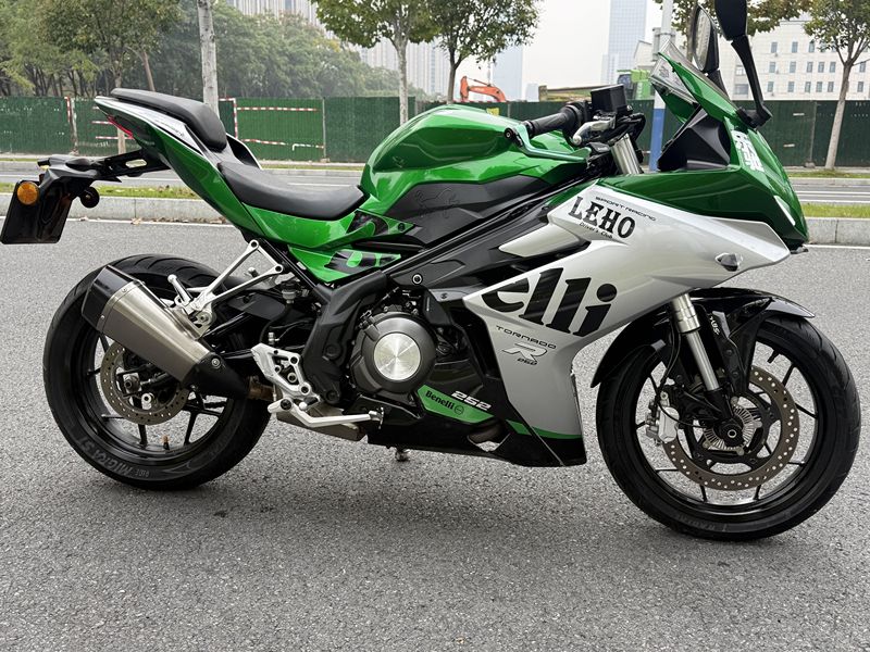 二手贝纳利龙卷风 Tornado 252R