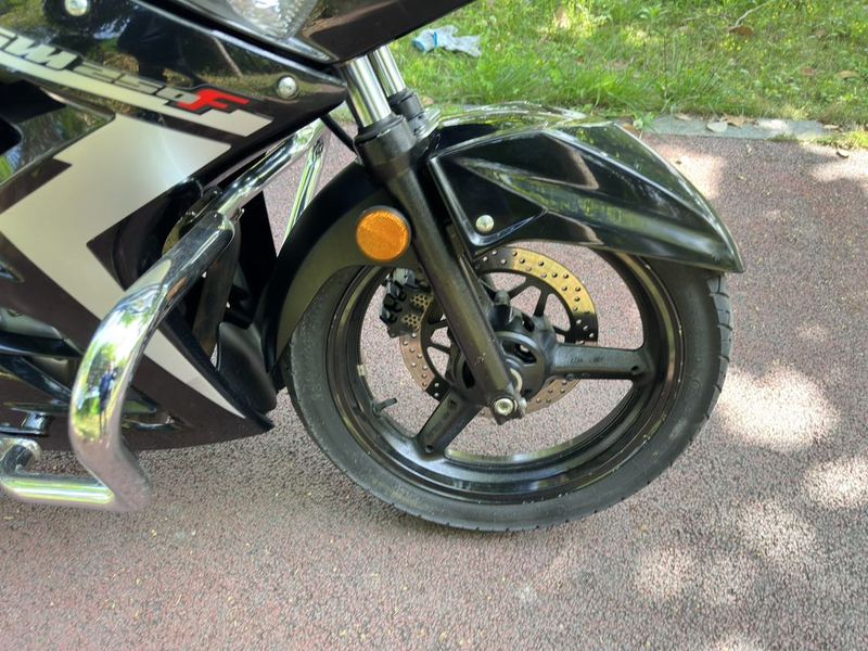 二手豪爵铃木骊驰 GW 250F