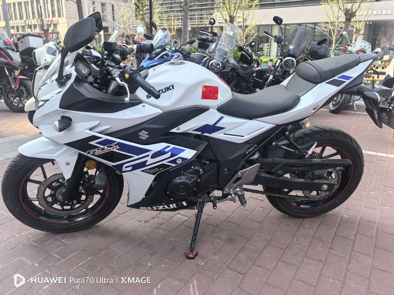 二手豪爵铃木GSX250R