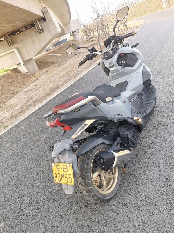 二手三阳哈士奇 Husky ADV150