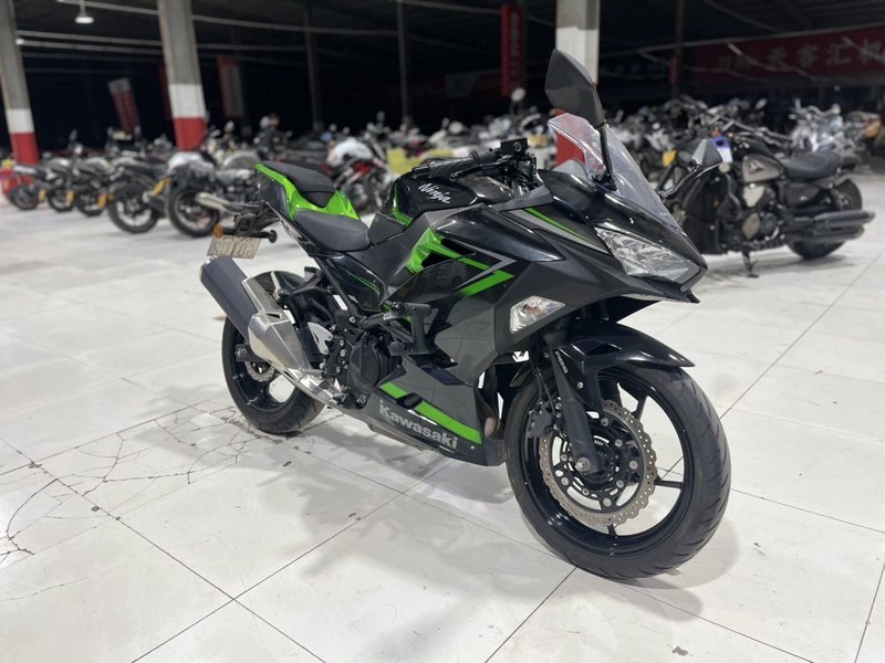 二手川崎Ninja 400