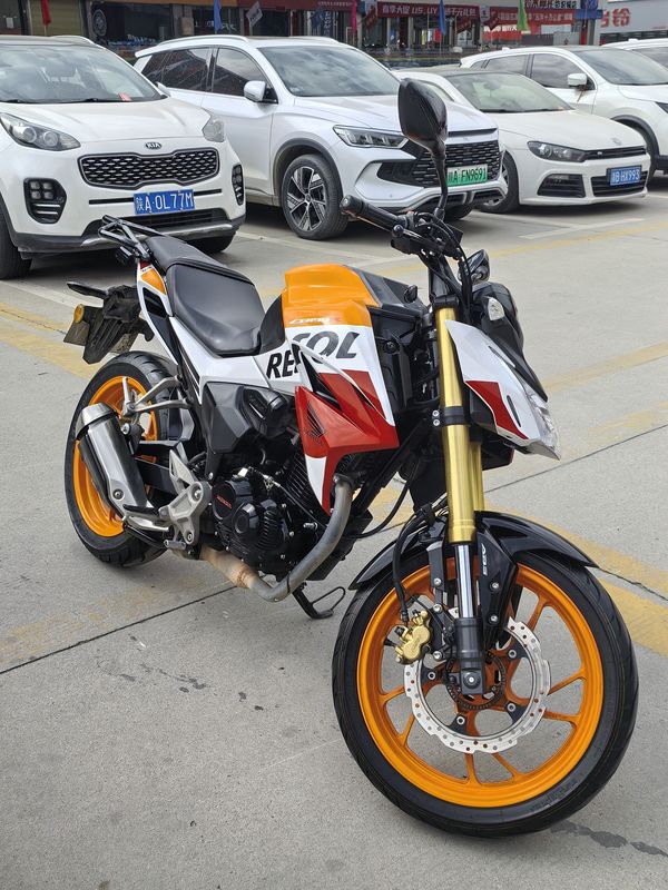 二手五羊本田CB190R 暴锋眼