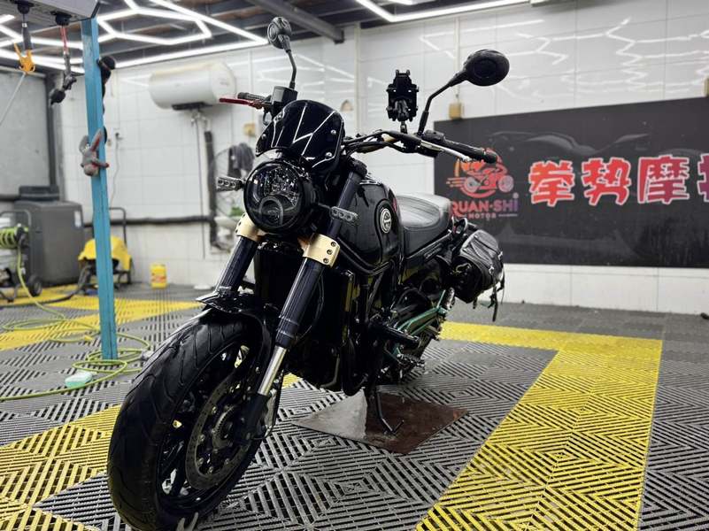 二手贝纳利幼狮 Leoncino 500