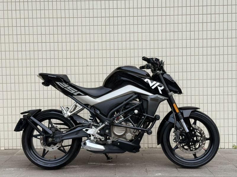 二手春风250NK