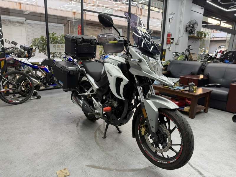 二手五羊本田猛鸷 CB190X