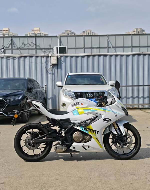 二手QJMOTOR赛250