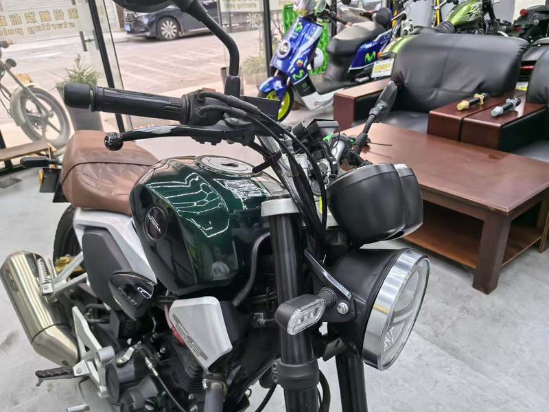 二手五羊本田鸷道 CB190SS