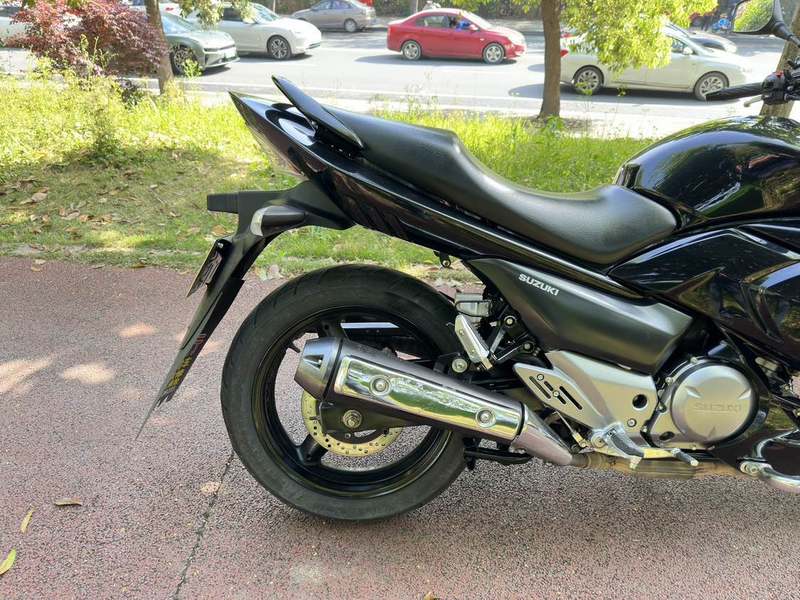 二手豪爵铃木骊驰 GW 250F