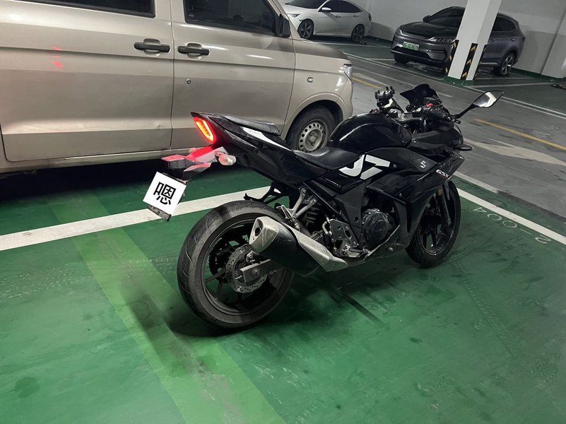 二手豪爵铃木GSX250R