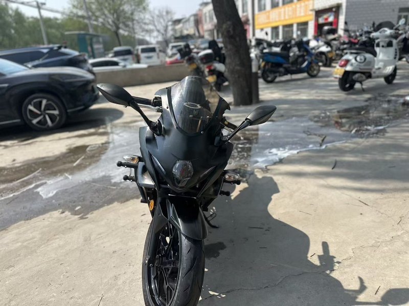 二手豪爵铃木GSX250R
