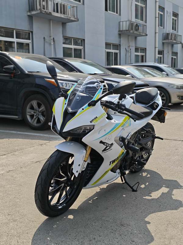 二手QJMOTOR赛250