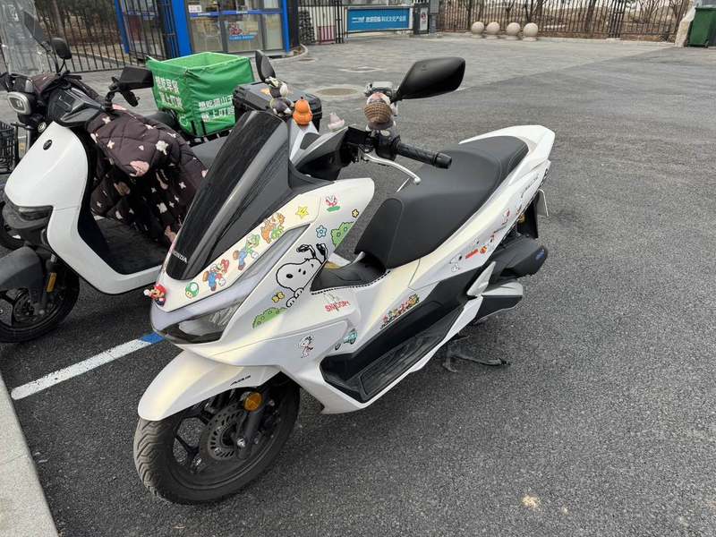 二手五羊本田PCX