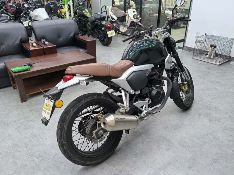 二手五羊本田鸷道 CB190SS