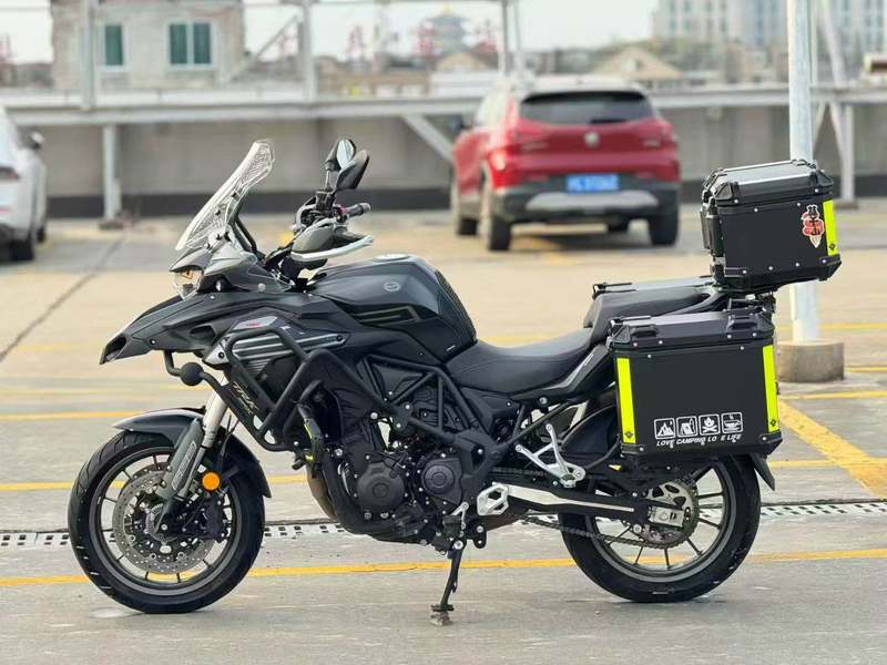 二手贝纳利TRK552