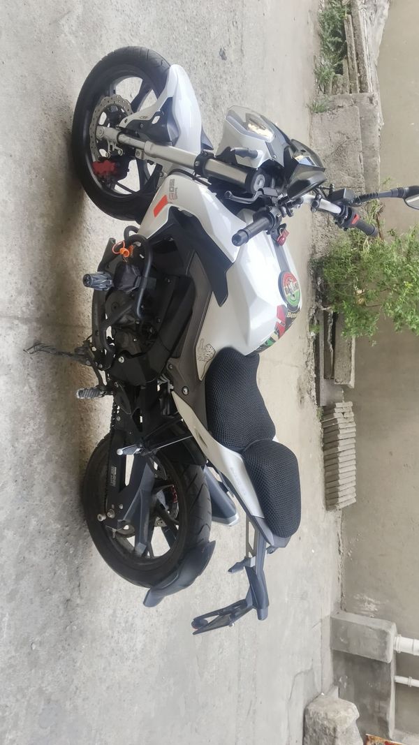 二手贝纳利小迅龙 BN150S