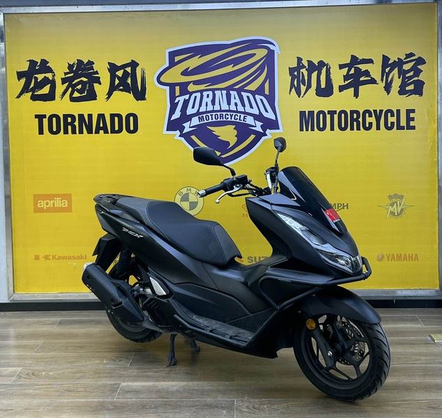 二手五羊本田PCX