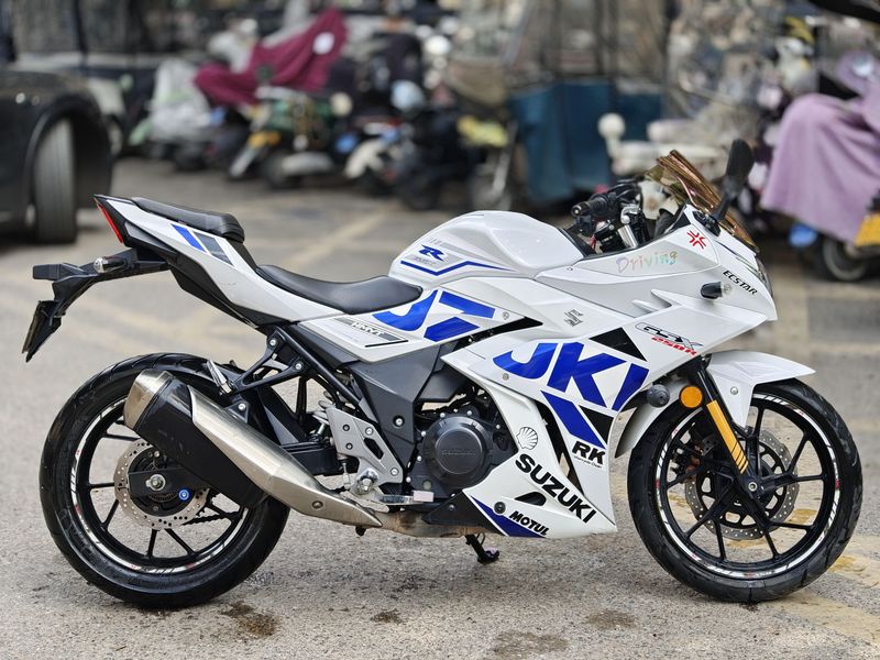 二手豪爵铃木GSX250R
