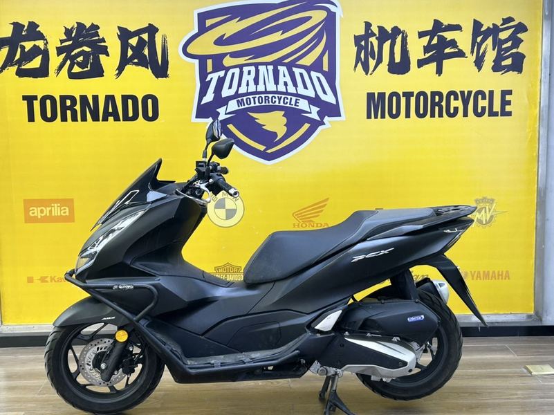 二手五羊本田PCX