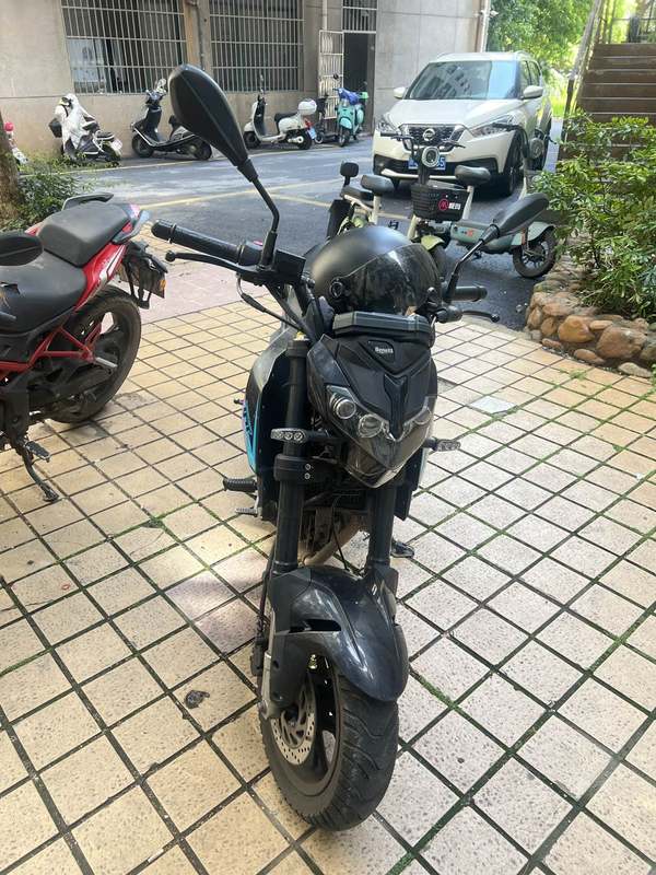 二手贝纳利小暴龙TNT125