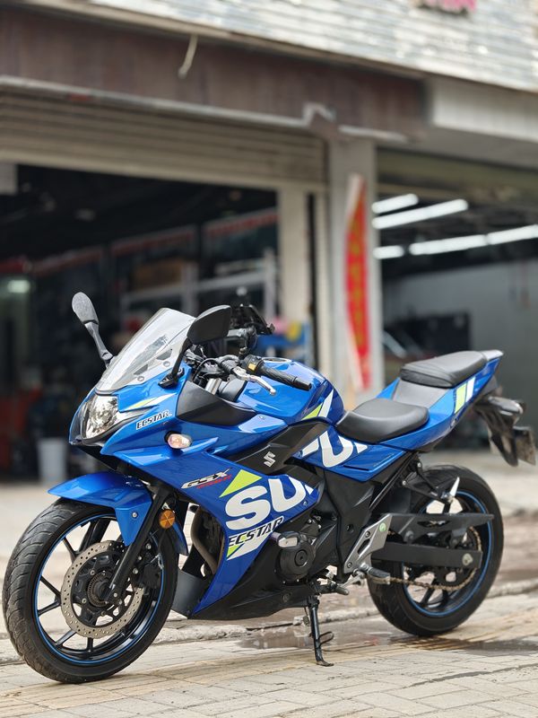 二手豪爵铃木GSX250R